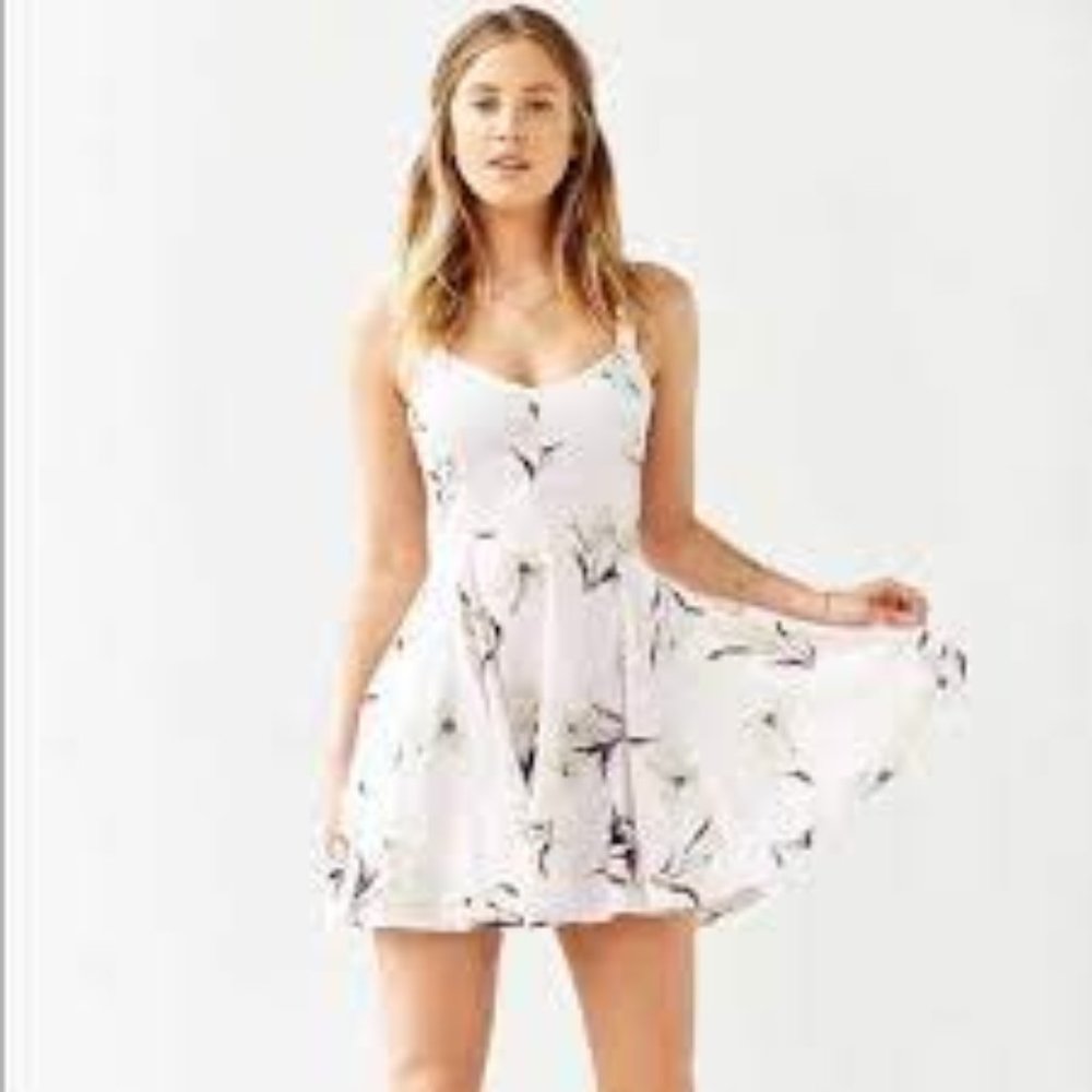Margot floral dress with laceup back